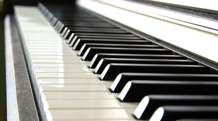 Quel clavier pour bien débuter le piano ?