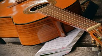 Le solfège est-il indispensable pour apprendre la guitare