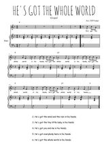 Téléchargez l'arrangement de la partition de Traditionnel-He-s-got-the-whole-world-in-his-hands en PDF pour Chant et piano